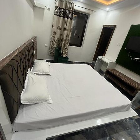 Hotel Jai Mata Chintpurni Family Hotel Bharwain Kültér fotó